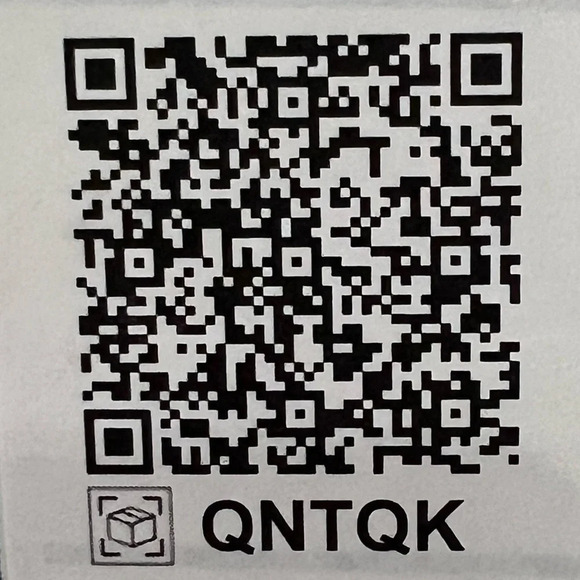 Anthropologie textured tank top - Picture 9 of 9